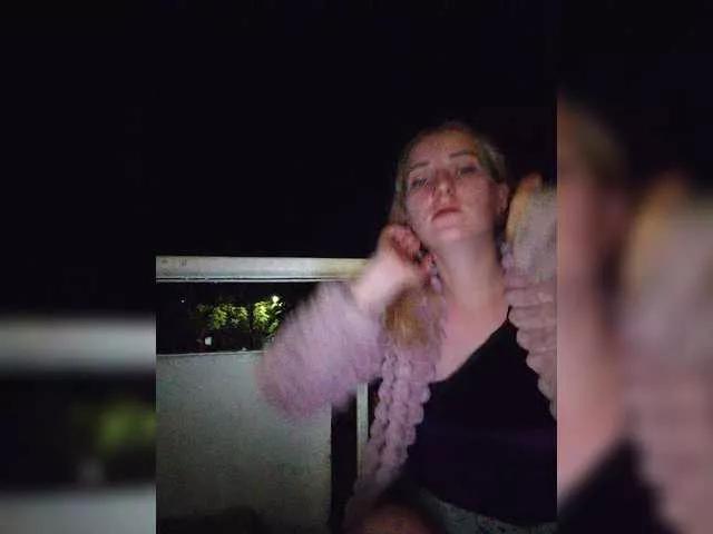LinaMaks on BongaCams