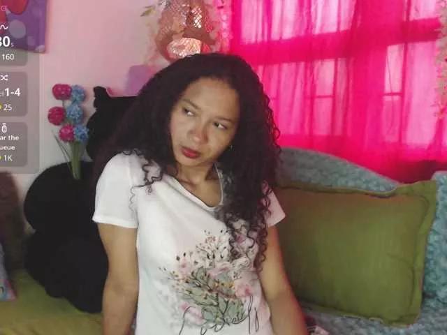 LinnaMackay on BongaCams 