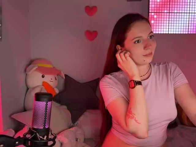 Offline LissaSkarlet on BongaCams