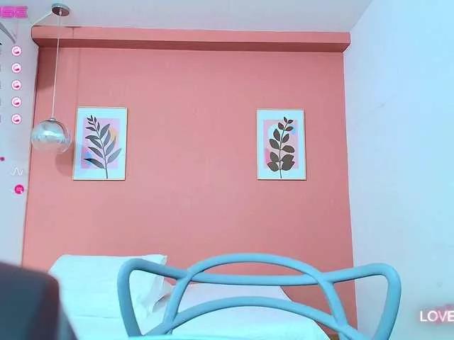 littleebonymommy on BongaCams 