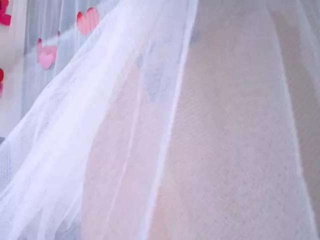 lizzybarbie1 on BongaCams 