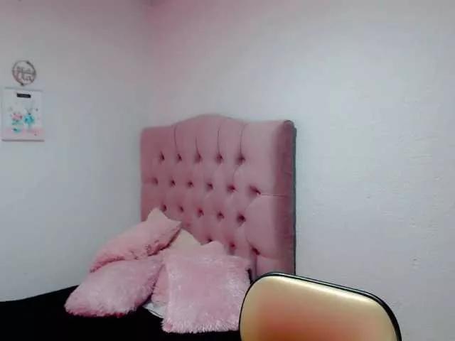 loren44tits on BongaCams 