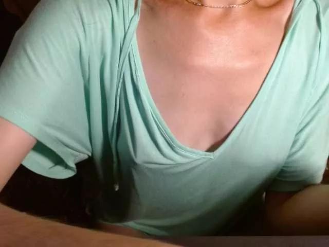 LorraineOSun on BongaCams 