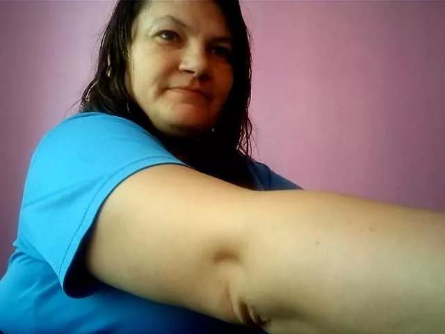 Luci22 on BongaCams 
