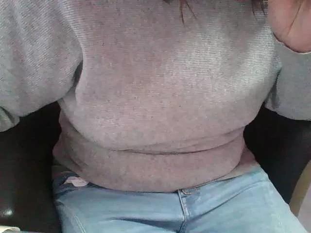 Luci22 on BongaCams 