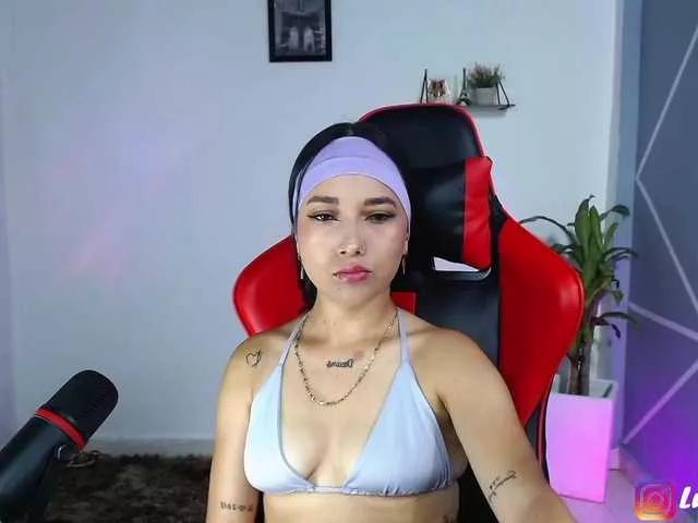 Lucyy-Rose on BongaCams