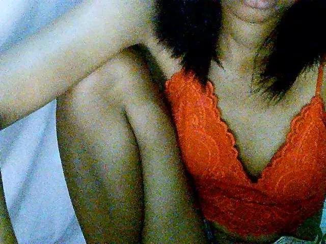 Lunahsexy1 on BongaCams 