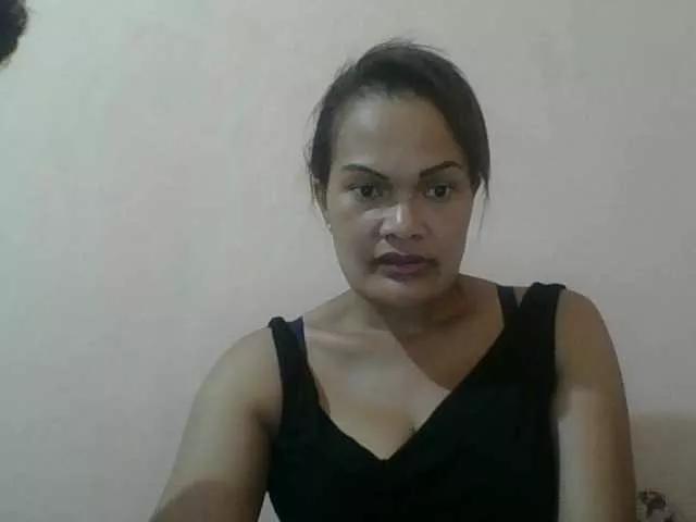 Lunahsexy1 on BongaCams 