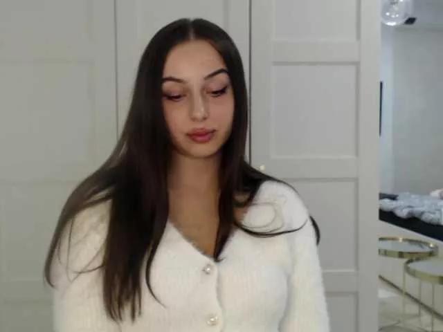 Offline LustCourtney on BongaCams