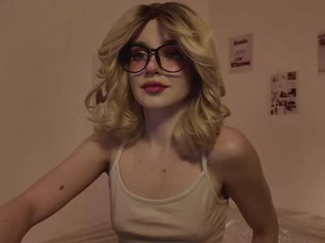 Maddison on BongaCams 