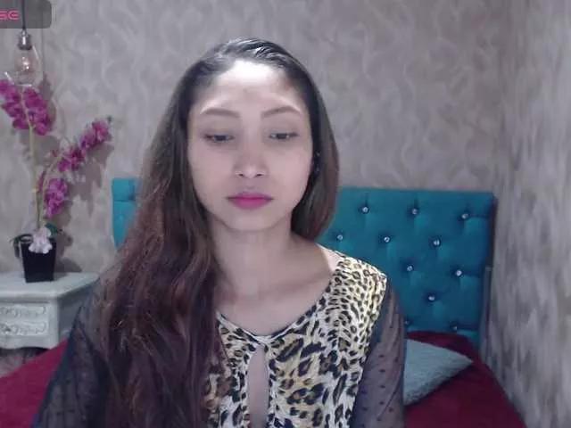 Freechat MadelineDollx on BongaCams