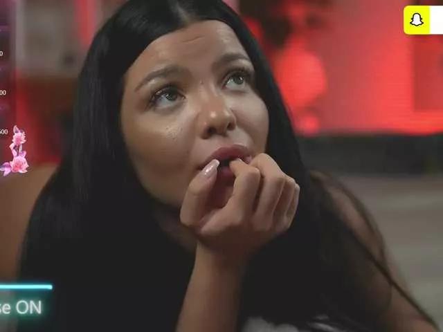 Offline MadisonColes on BongaCams