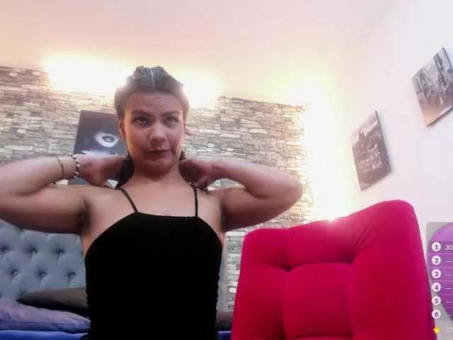 maidy-19 on BongaCams
