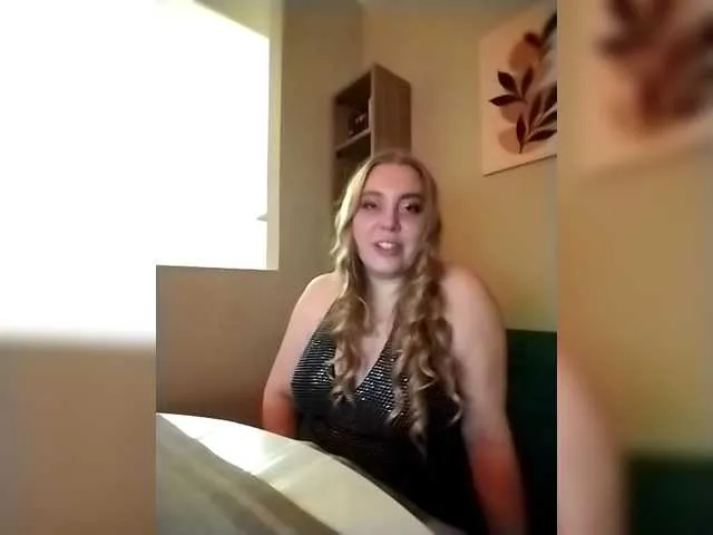 Malina2012 — Hello to all my tippers! I'd love to meet you and have a hot evening