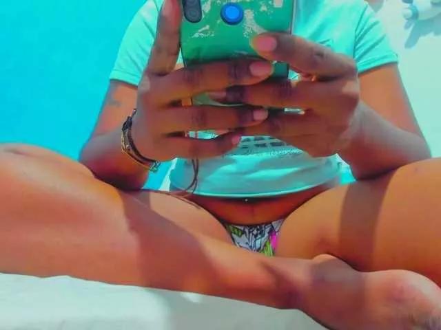 mamy02 on BongaCams 