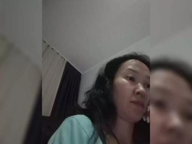 Offline Manamy on BongaCams