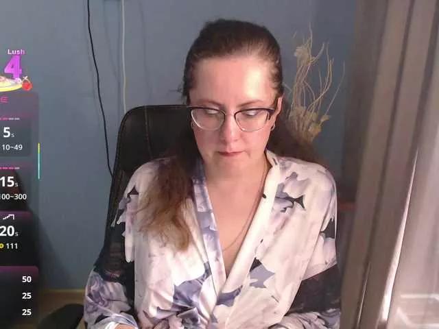 Offline mandarinka28 on BongaCams