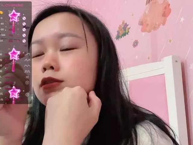 Offline Mary-uu on BongaCams