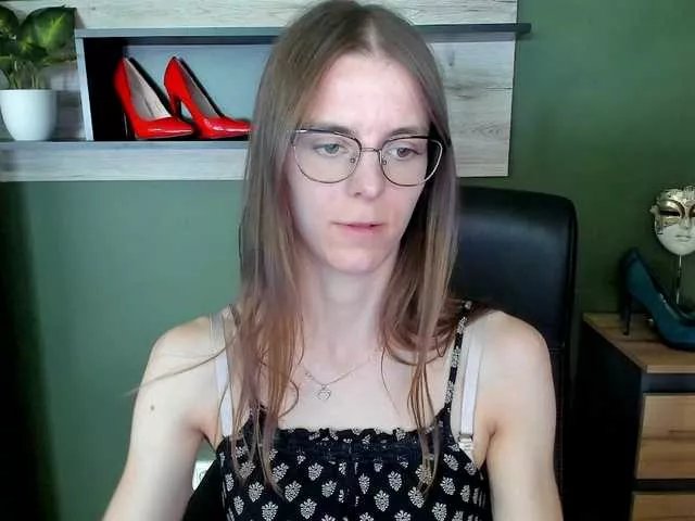 Offline MegiKiss on BongaCams