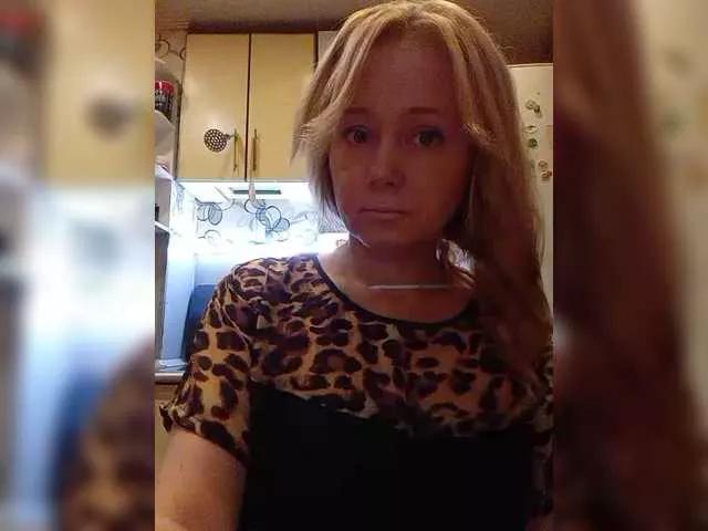 Meow-WoW on BongaCams 