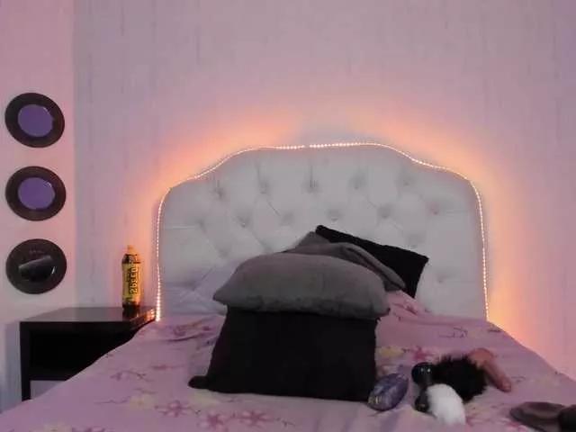 Mia-Alexis on BongaCams 