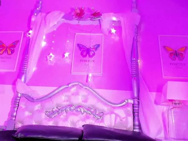 Offline MiaCassel on BongaCams