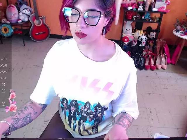 MiaJhons on BongaCams 
