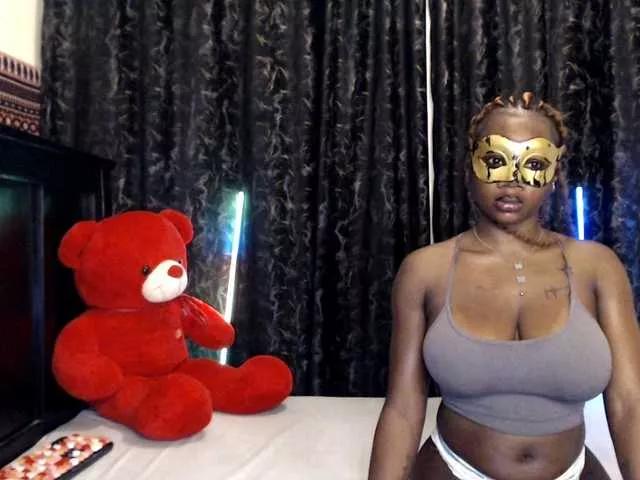 MidnightBloom on BongaCams 