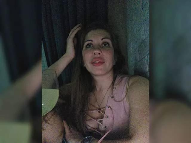 Miiilaa on BongaCams 