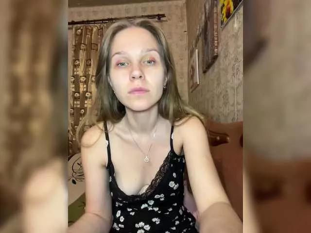 Milana22a on BongaCams 