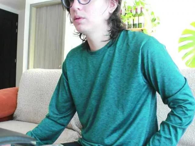 milkxangelx on BongaCams 