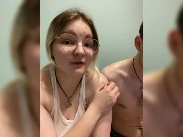 MIMIMIMIPS on BongaCams 