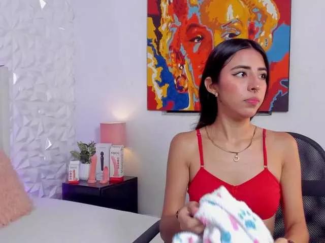 Miranda-Rogers on BongaCams 