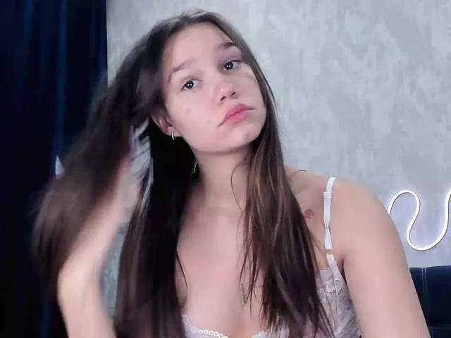 Misaqueen on BongaCams