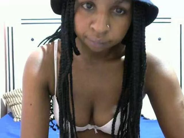 misskatrinah002 on BongaCams 