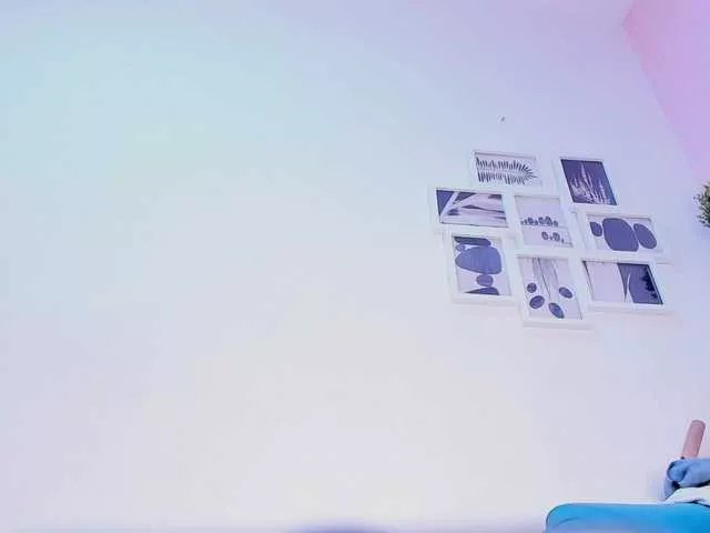 Offline MissMahalaa on BongaCams