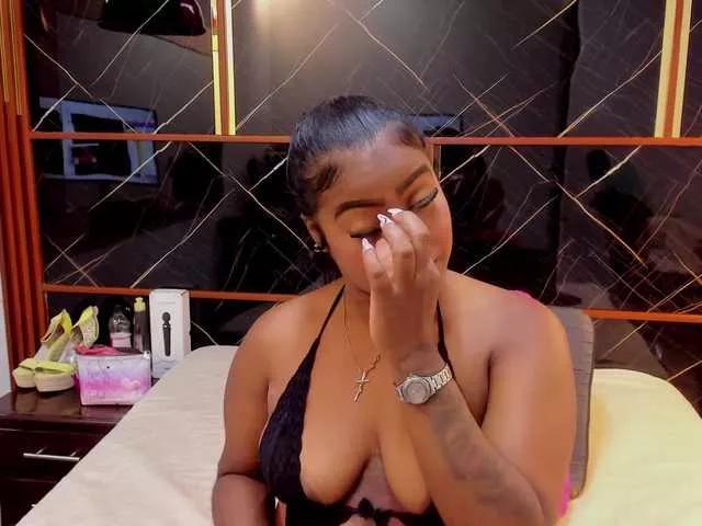 MissyJolies on BongaCams 