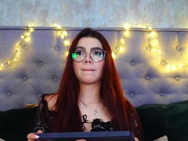 Molly- on BongaCams 