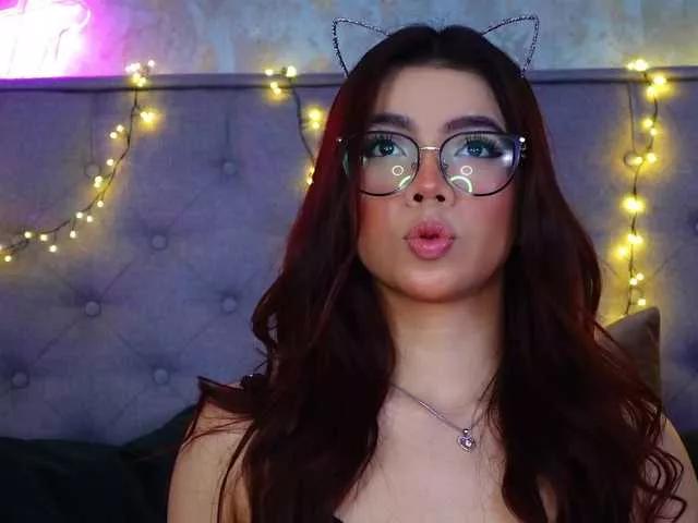 Molly- on BongaCams 