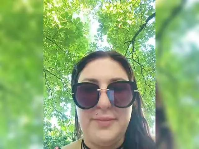 MonicaMilf on BongaCams