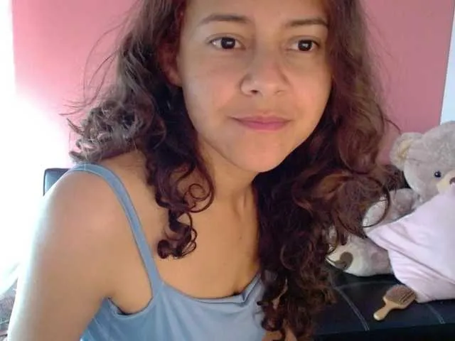 Freechat morahaze on BongaCams