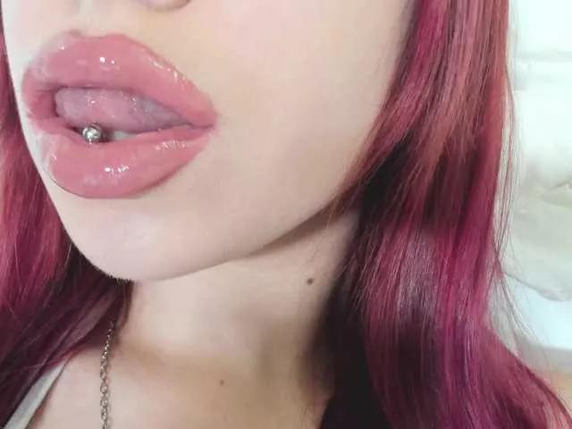 Mzxhhh on BongaCams