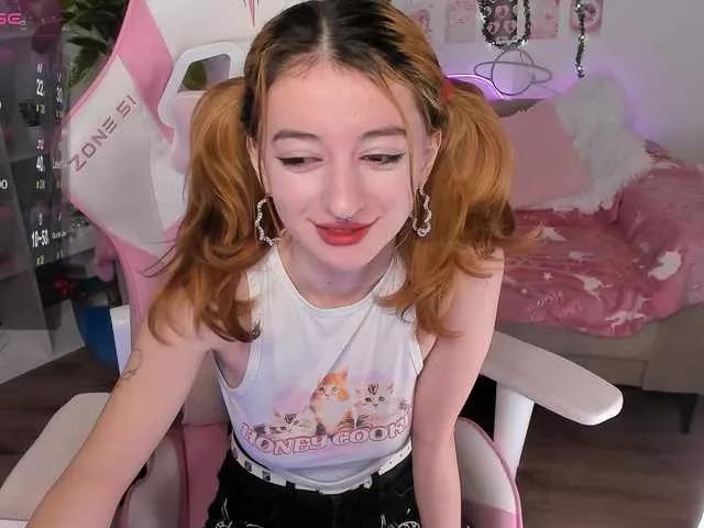 NelsonMary on BongaCams 