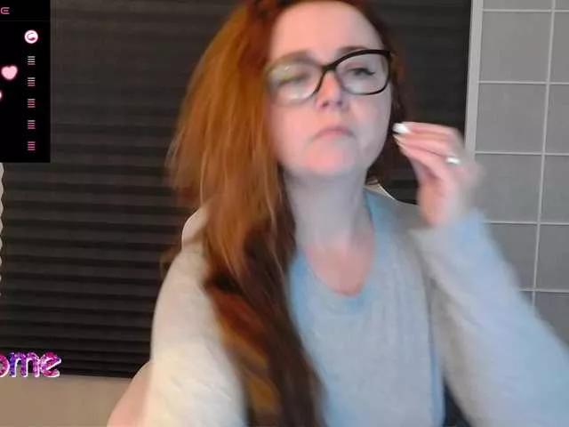 NicoleBunny24 on BongaCams 
