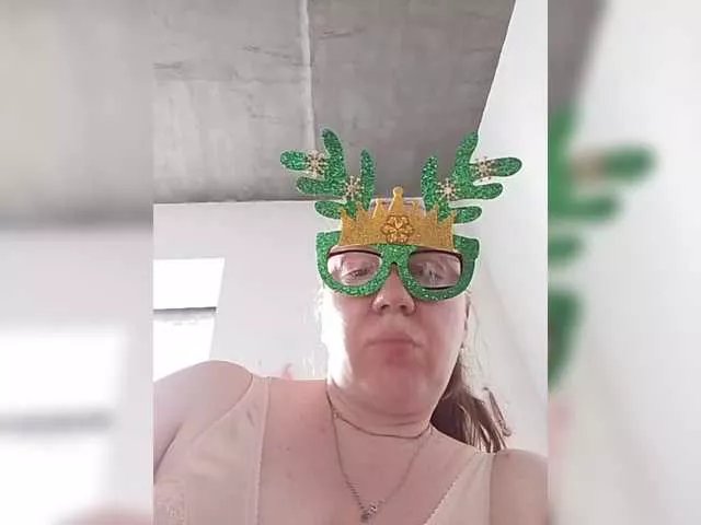 office-online on BongaCams 