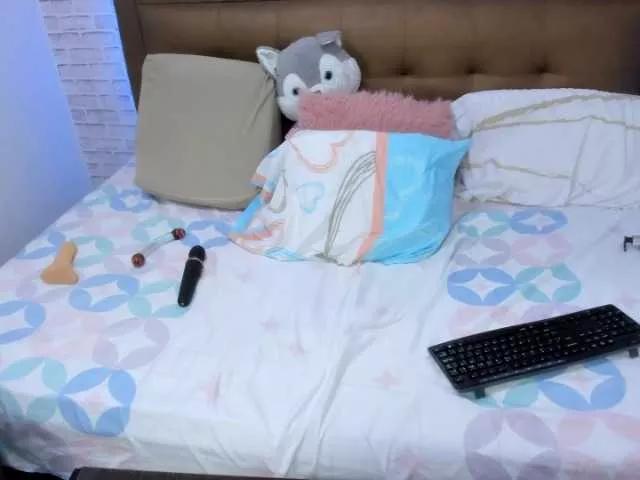 oliviia-love on BongaCams 