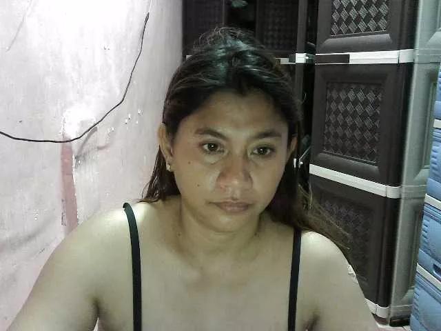 Offline peenastyfame on BongaCams