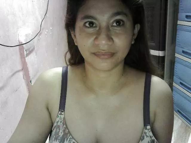 Offline peenastyfame on BongaCams