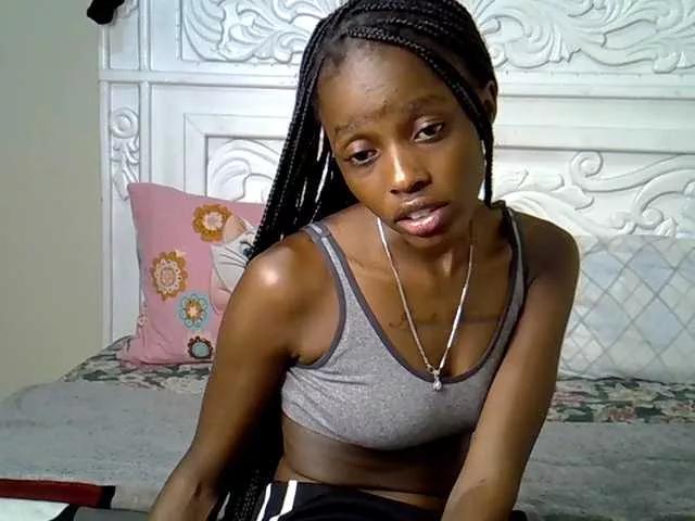 Offline PetiteBunnny on BongaCams