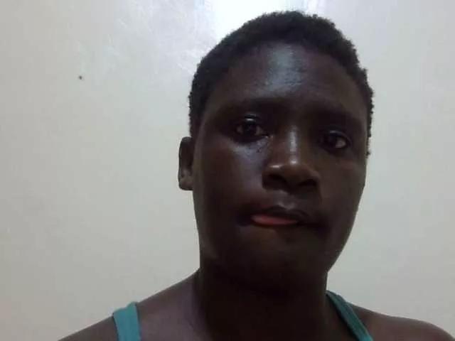 Offline pretty-lioness on BongaCams